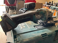 Makita dga504 haakse slijpmachine - afbeelding 5 van  5