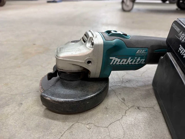 Makita dga504 ii slijpschijf - afbeelding 1 van  4