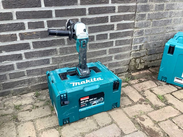 Makita dga504zj accu slijptol - afbeelding 1 van  3