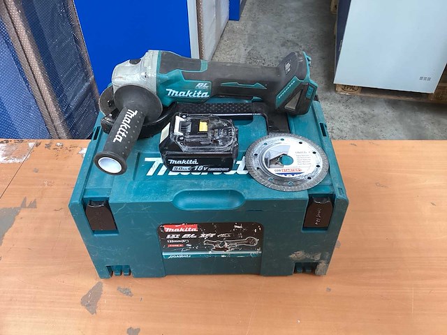 Makita dga505 haakse slijpmachine - afbeelding 2 van  10