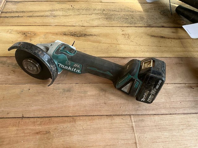 Makita dga506 accu haakse slijper - afbeelding 3 van  4