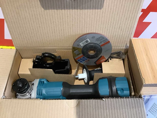 Makita dga511z accu slijpmachine / haakse slijper - afbeelding 2 van  3