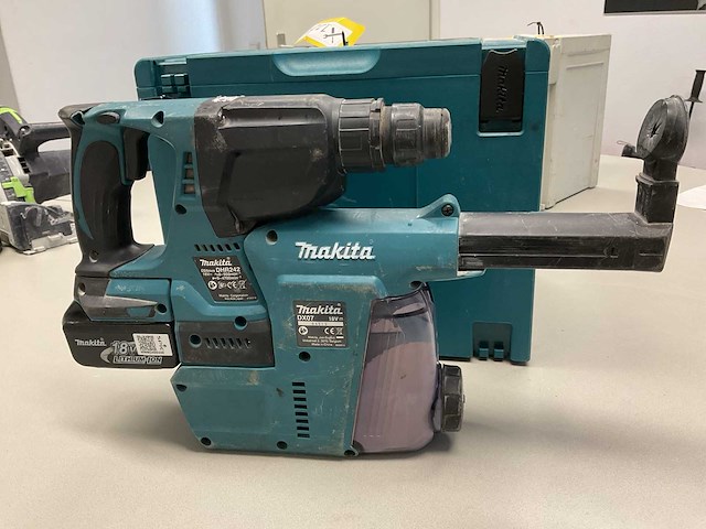 Makita dhr242 + dx07 boor-/breekhamer met stofafzuiging - afbeelding 3 van  4