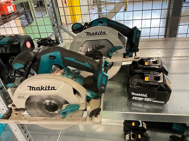 Makita dhs680 cirkelzaagmachine (2x) - afbeelding 1 van  4