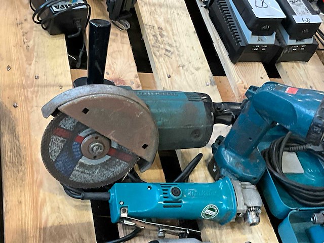 Makita diverse elektrische en accu gereedschappen (5x) - afbeelding 4 van  7