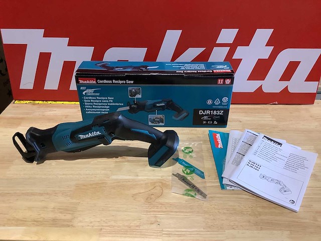 Makita djr183 lxt 18v accu reciprozaag - afbeelding 1 van  8