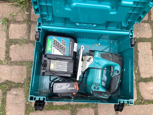 Makita djv182 accu decopeerzaag - afbeelding 2 van  2