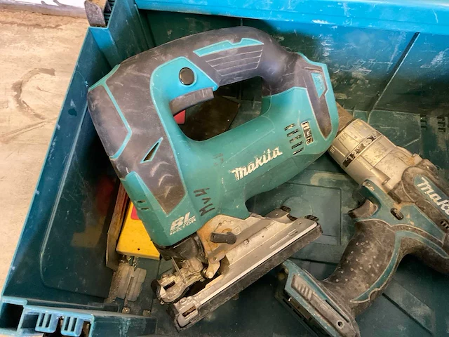 Makita djv182 / bhp454 decoupeerzaag & schroefmachine - afbeelding 6 van  6