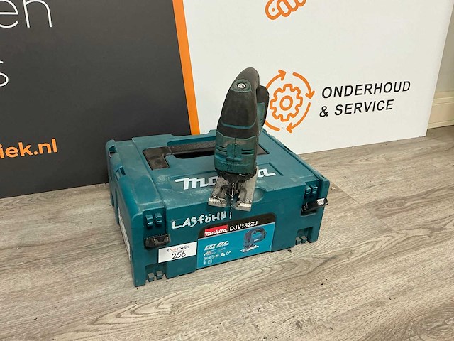 Makita djv182 decoupeerzaag - afbeelding 1 van  3