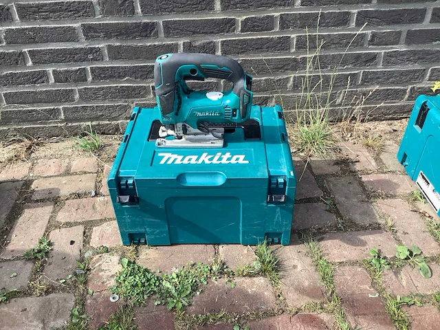 Makita djv182 decoupeerzaag - afbeelding 2 van  6