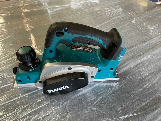 Makita dkp180/dtm52/djv181 schaafmachine/ multitool/ decoupeerzaag - afbeelding 8 van  15