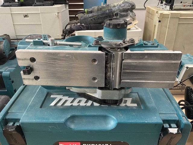 Makita dkp181 schaafmachine - afbeelding 4 van  6