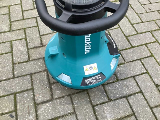 Makita dlm810 bouwlamp - afbeelding 3 van  3