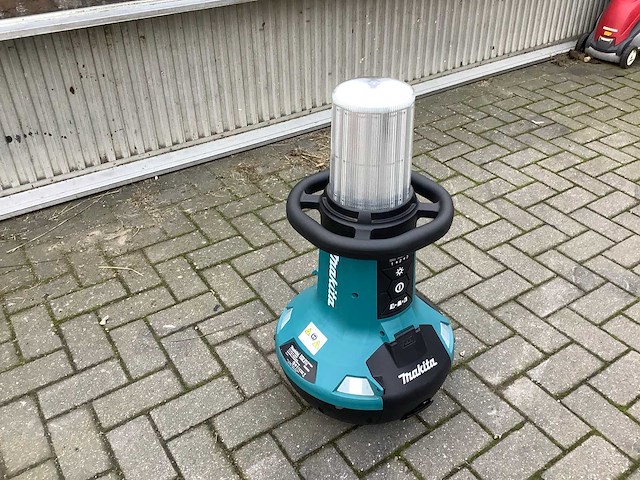 Makita dlm810 bouwlamp - afbeelding 2 van  6