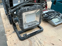 Makita dml805 bouwlamp (3x) - afbeelding 2 van  4