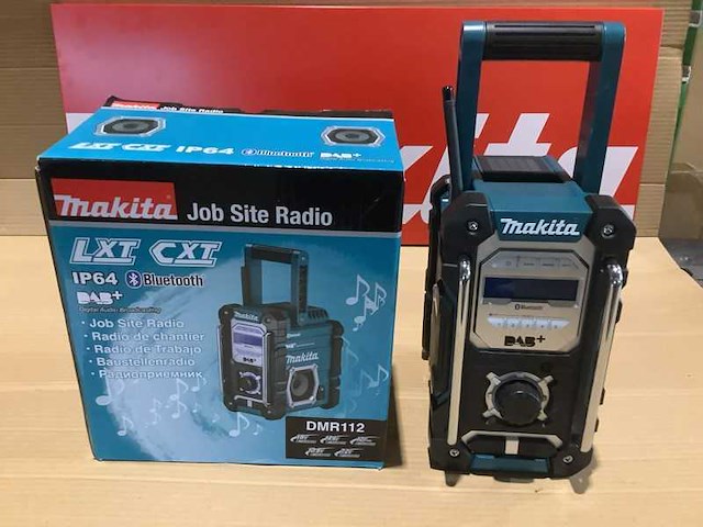 Makita dmr112 bluetooth/dab+ bouwradio op accu - afbeelding 1 van  4