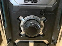Makita dmr112 bluetooth/dab+ bouwradio op accu - afbeelding 9 van  10