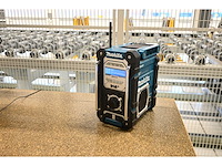 Makita dmr112 dab bouwradio - afbeelding 1 van  5