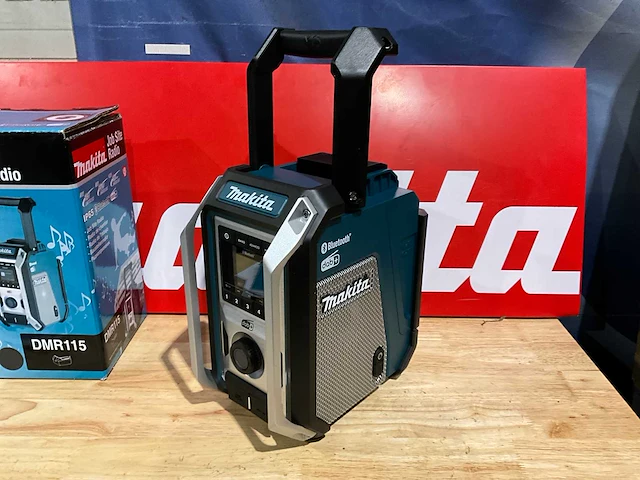Makita dmr115 bluetooth/dab+ bouwradio op accu - afbeelding 2 van  7