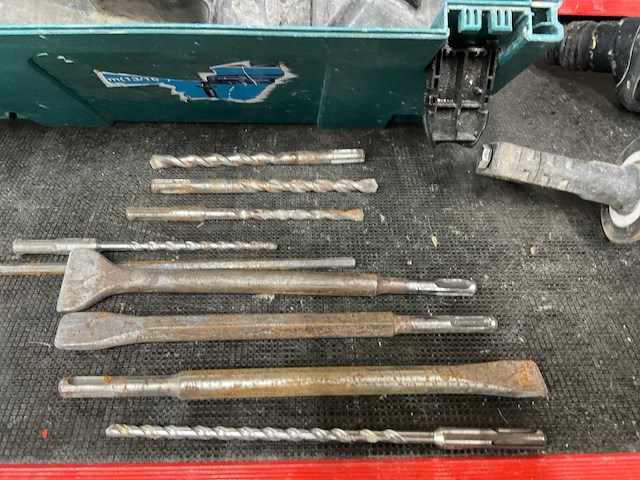 Makita drh241 klopboorhamer - afbeelding 4 van  5