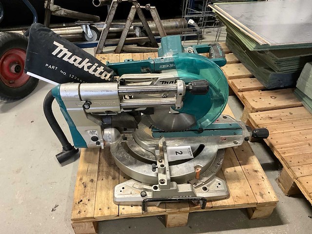 Makita dsl111 radiaal accu-afkortzaagmachine - afbeelding 3 van  7