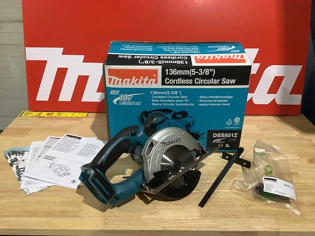 Makita dss501z cirkelzaagmachine op accu - afbeelding 1 van  3
