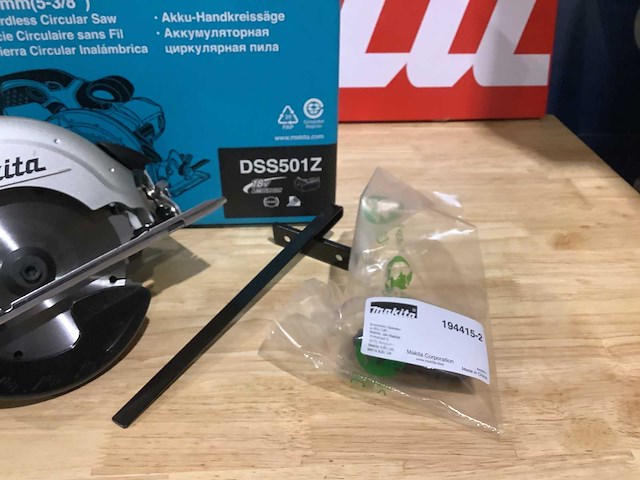 Makita dss501z cirkelzaagmachine op accu - afbeelding 3 van  5