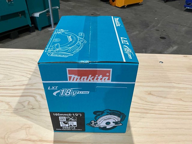 Makita dss611z cirkelzaagmachine - afbeelding 1 van  5
