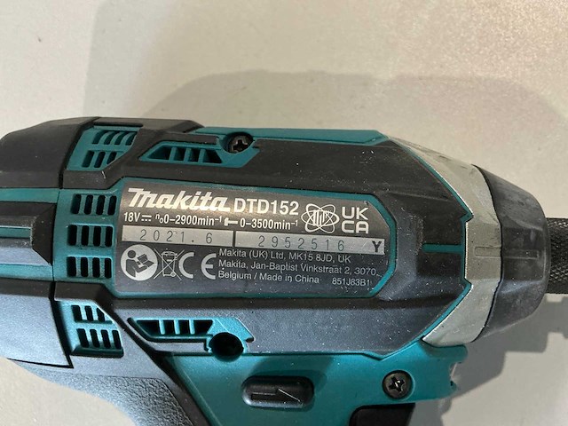 Makita dtd152 slagschroevendraaier - afbeelding 3 van  4