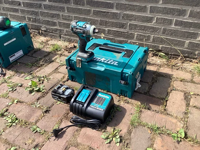 Makita dtw285 slagmoersleutel - afbeelding 1 van  5