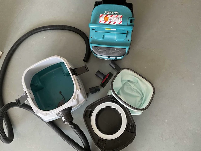 Makita dvc 867 bouwstofzuiger - afbeelding 3 van  3