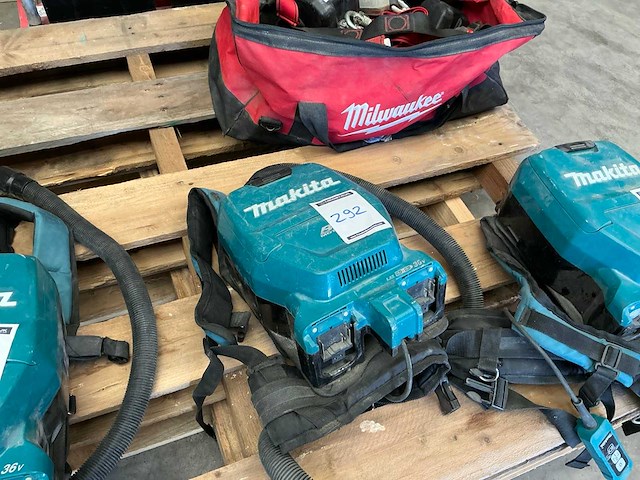 Makita dvc260 ruggedragen accustofzuiger - afbeelding 1 van  3