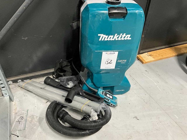 Makita dvc665 36v ruggedragen stofzuiger - afbeelding 2 van  5