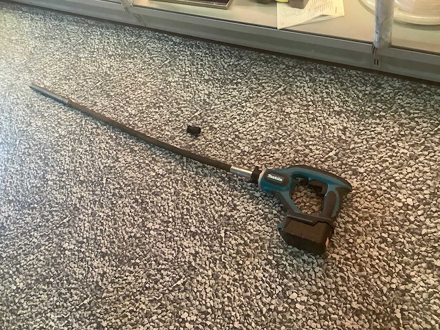 Makita dvr450 trilnaald - afbeelding 2 van  3