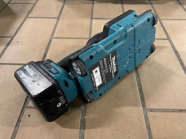 Makita dwd181 accu muurscanner - afbeelding 4 van  5
