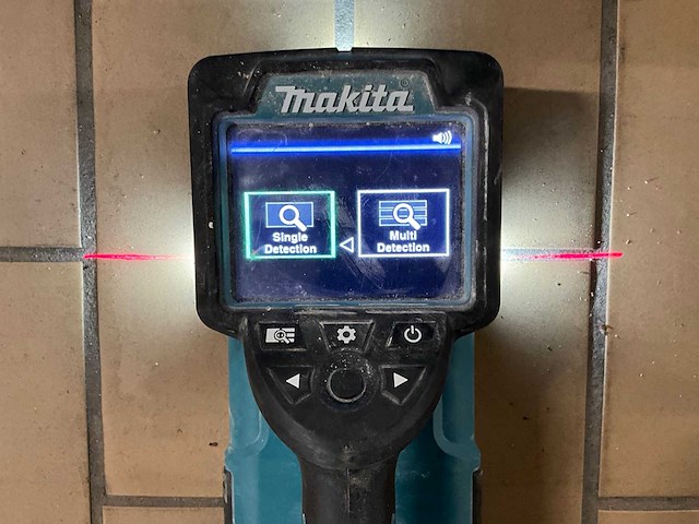 Makita dwd181 accu muurscanner - afbeelding 2 van  5