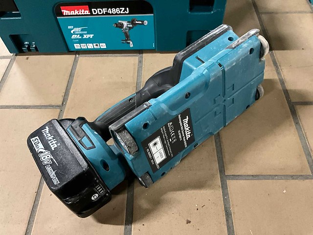 Makita dwd181 accu muurscanner - afbeelding 4 van  5