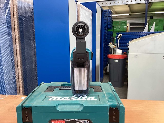 Makita dx01 stofafzuigadapter met opvang incl. koffer - afbeelding 5 van  8