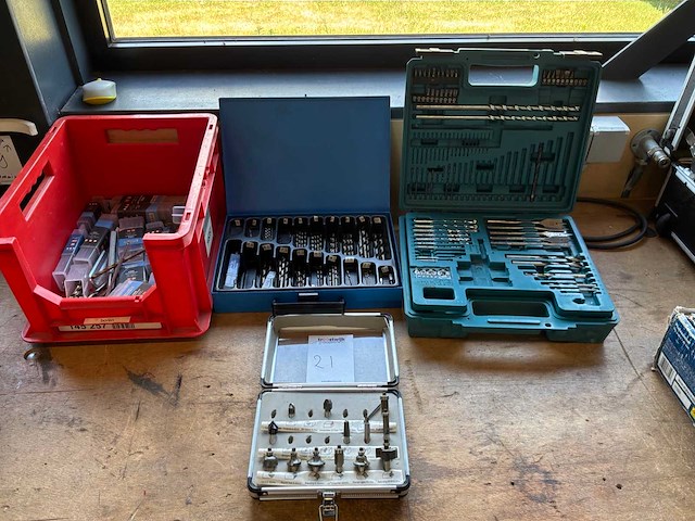 Makita / ecotools / dresselhaus boren en frees set - afbeelding 1 van  6
