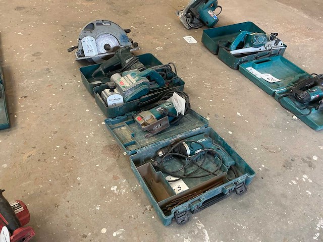 Makita electrisch gereedschap (5x) - afbeelding 1 van  15