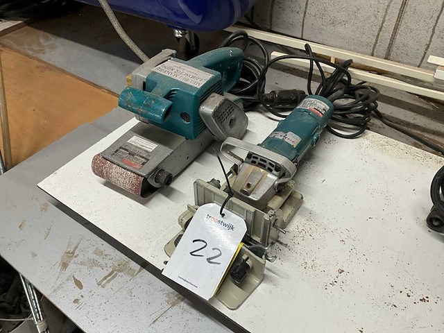 Makita elektrisch gereedschap (2x) - afbeelding 2 van  4