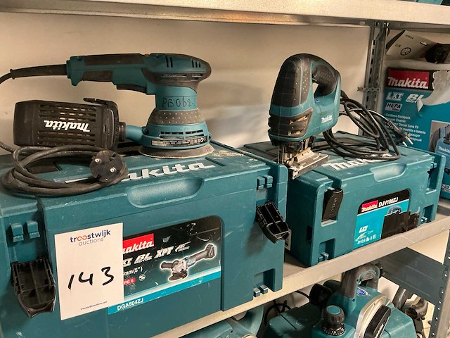 Makita elektrisch gereedschap (2x) - afbeelding 1 van  4