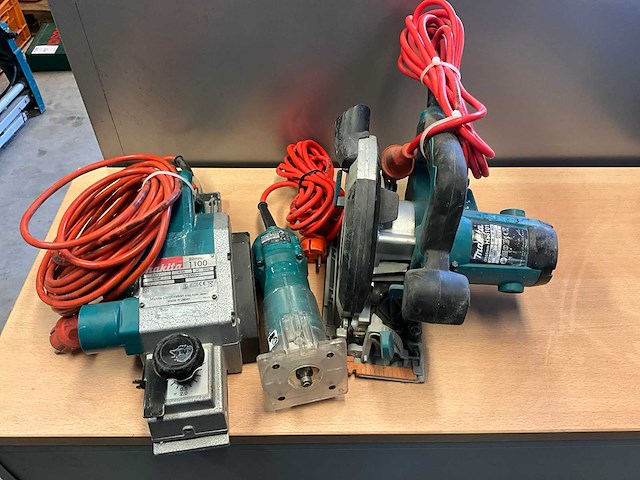 Makita elektrisch gereedschap (3x) - afbeelding 1 van  7