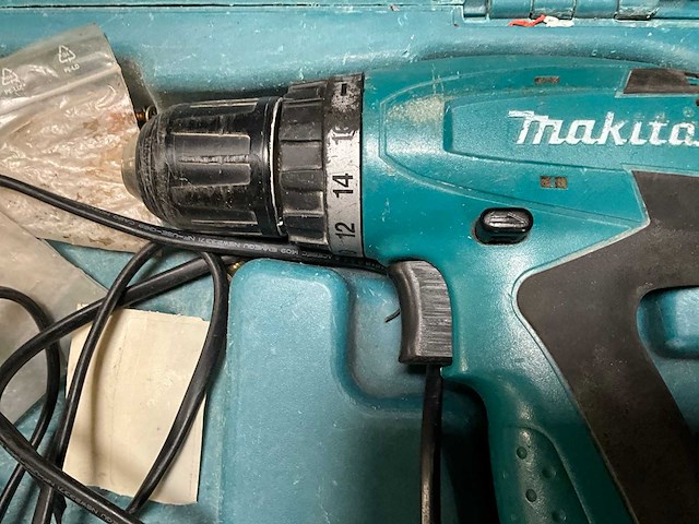 Makita en bosch elektrisch/accu gereedschappen (3x) - afbeelding 11 van  13