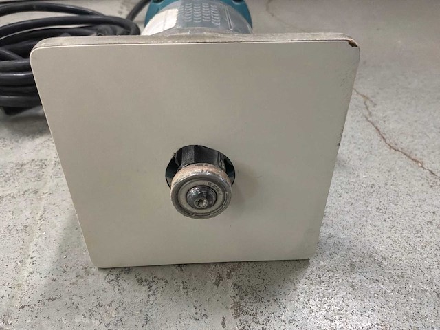 Makita freesmachine (2x) - afbeelding 3 van  15