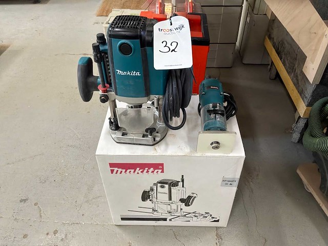 Makita freesmachine (2x) - afbeelding 1 van  15
