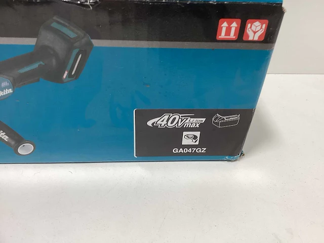 Makita ga047gz accu haakse slijper (body zonder accu's en lader). - afbeelding 3 van  3