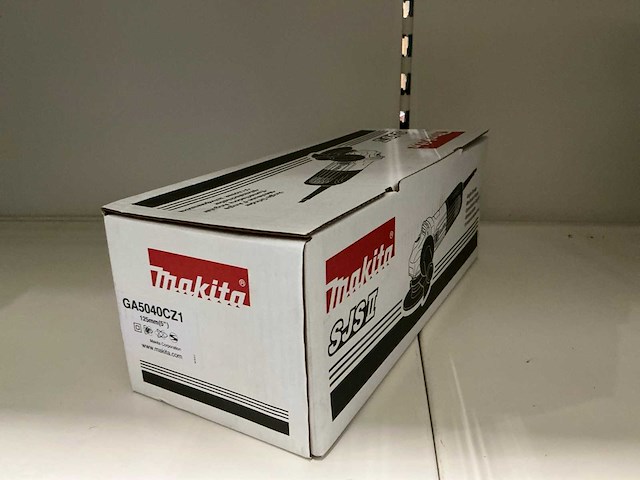 Makita ga5040cz1 haakse slijpmachine - afbeelding 2 van  3