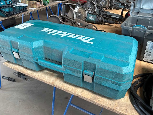 Makita ga9020 haakse slijpmachine - afbeelding 5 van  5