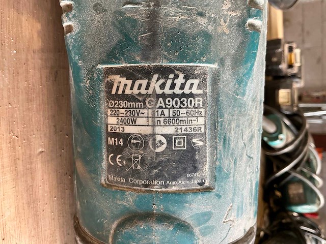 Makita ga9030r haakse slijpmachine - afbeelding 4 van  5